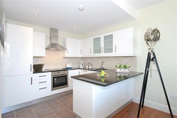 Baggotrath House Apartments, Newbridge Ave, Dublin 4 Экстерьер фото